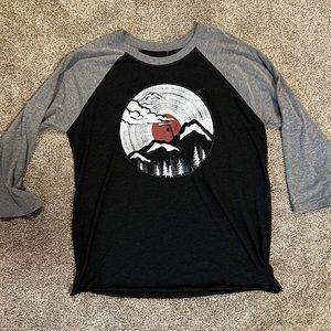 Threadless 3/4 sleeve shirt